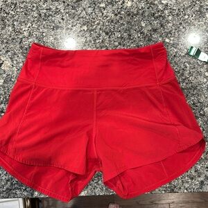 Speed ups lululemon
Size 4
4 inch